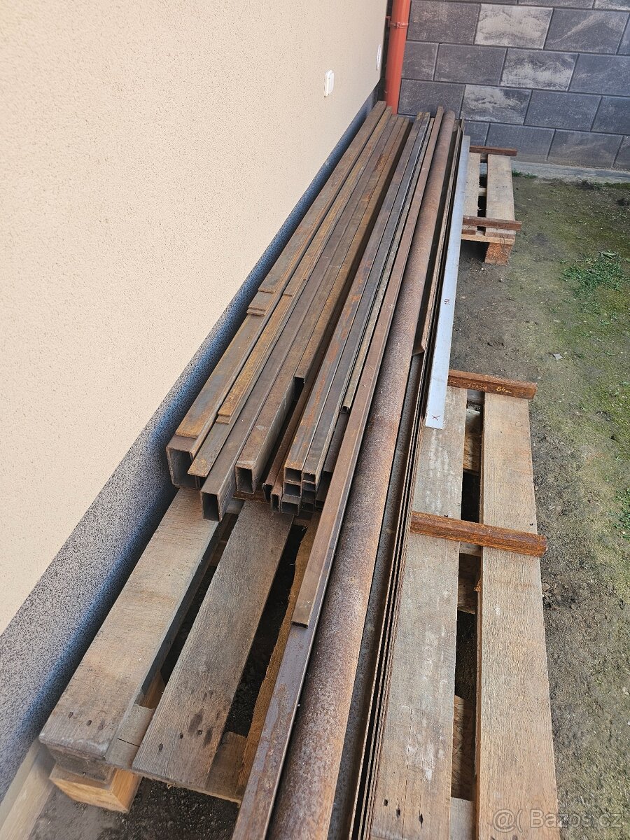 Železo jekl, páskovina, vingl, překlady 20,-Kč/kg