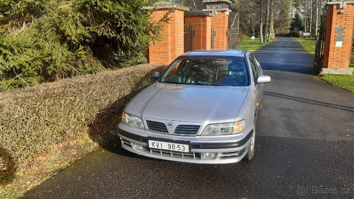 Nissan Maxima 1995