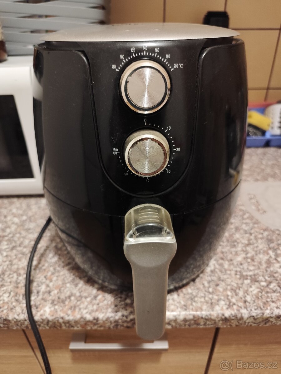 Horkovzdušná fritéza