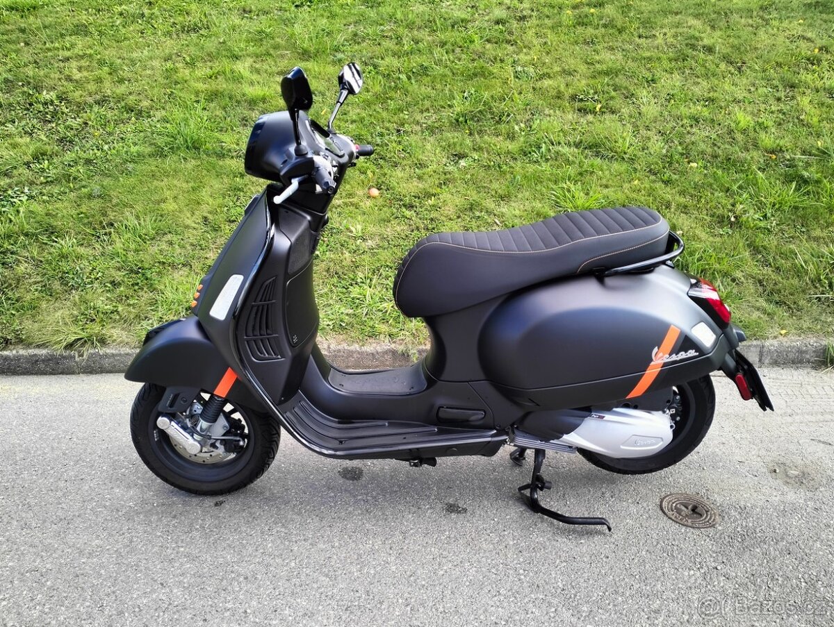 Vespa GTS Super 300 Sport