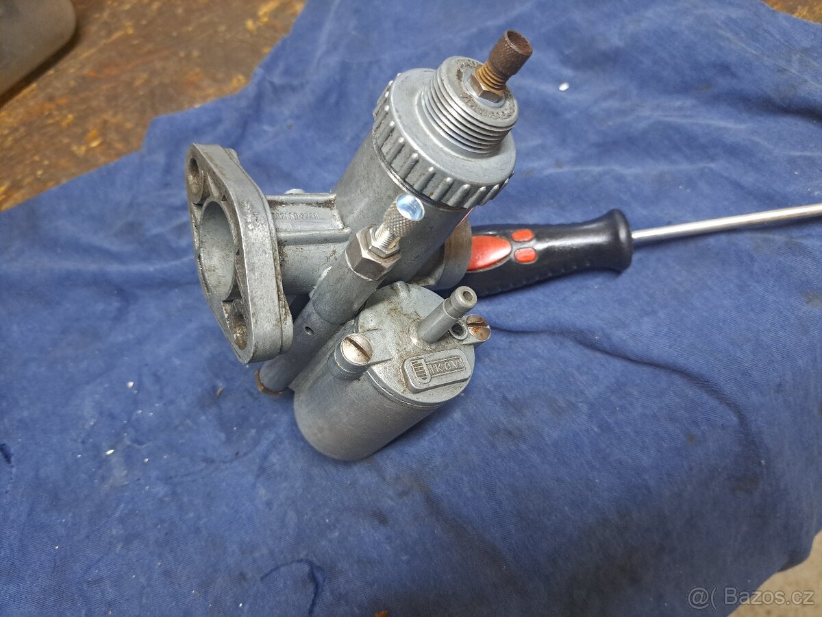 Jawa 250 559 Panelka karburátor Jikov 2926SD2769 sytič
