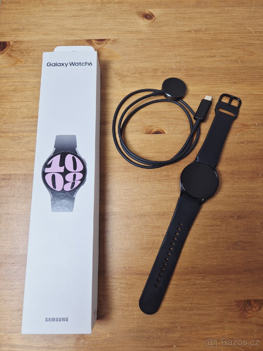 Hodinky Samsung Galaxy Watch 6 / 40mm
