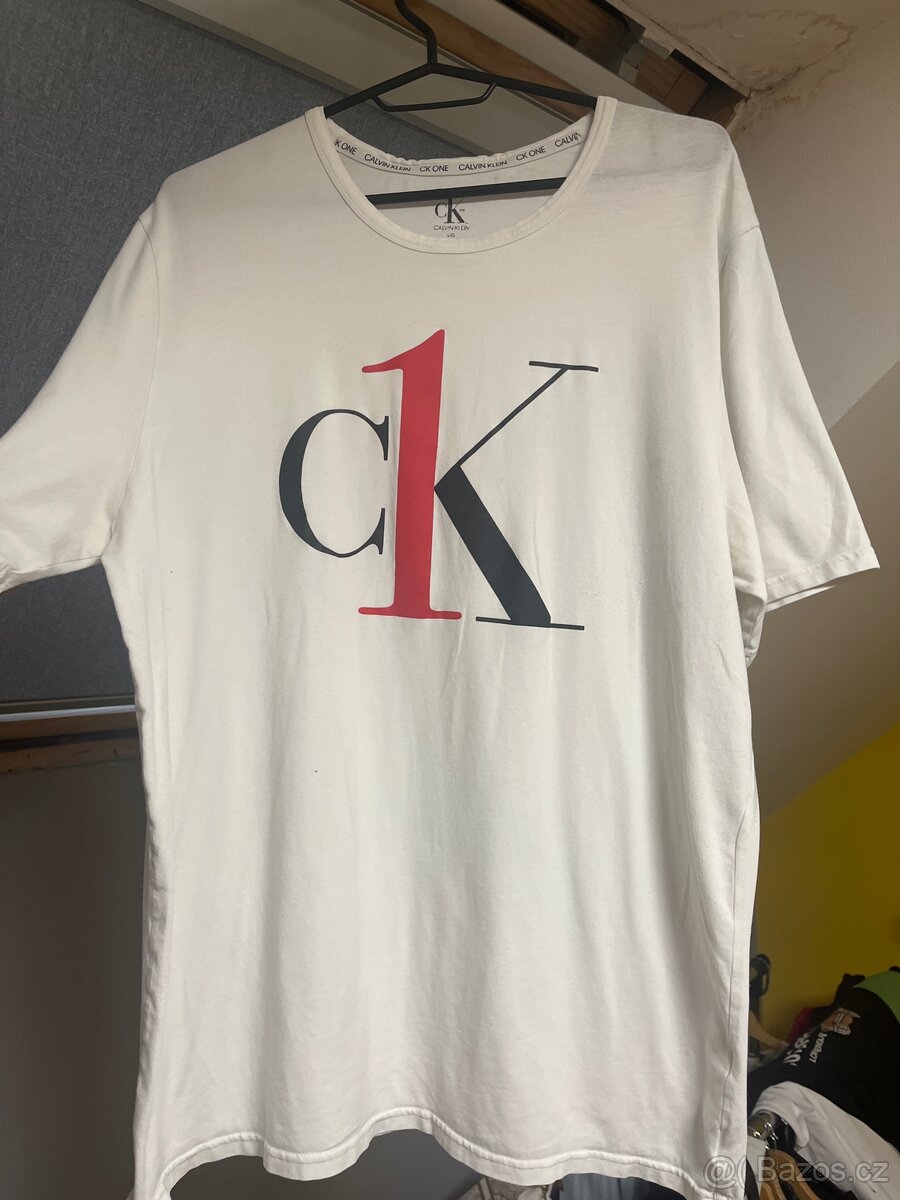 Calvin Klein triko L