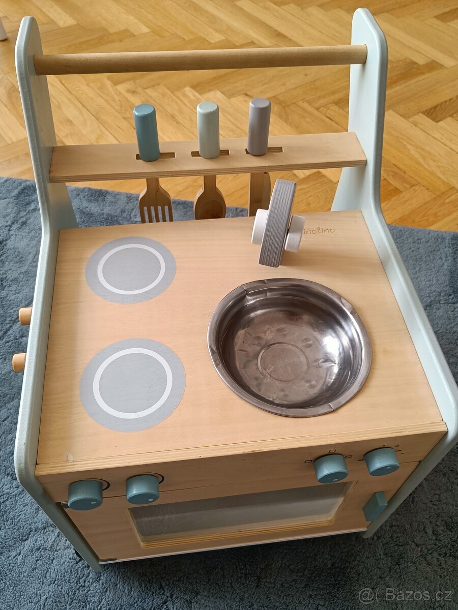 Chodítko dřevěné kuchyňka