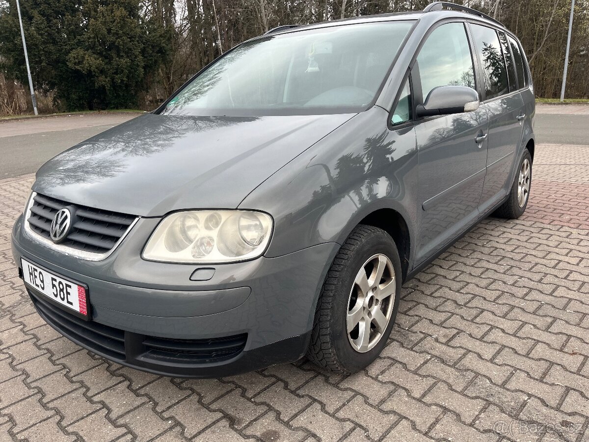 Volkswagen touran