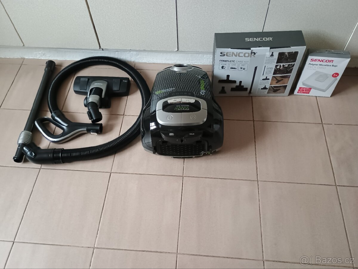 Vysavač Sencor SVC 9000 BK