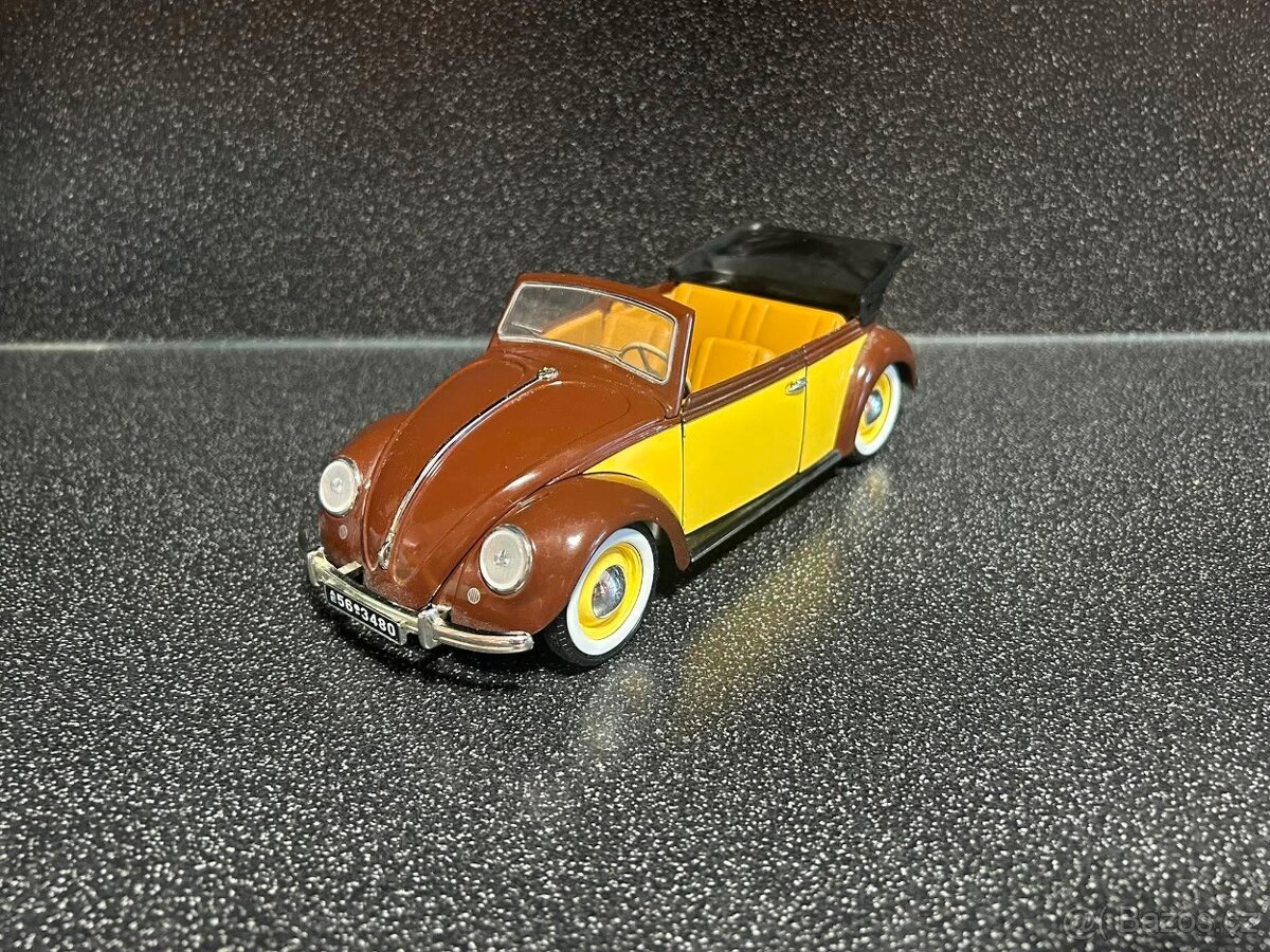 Volkswagen Beetle cabrio 1:18