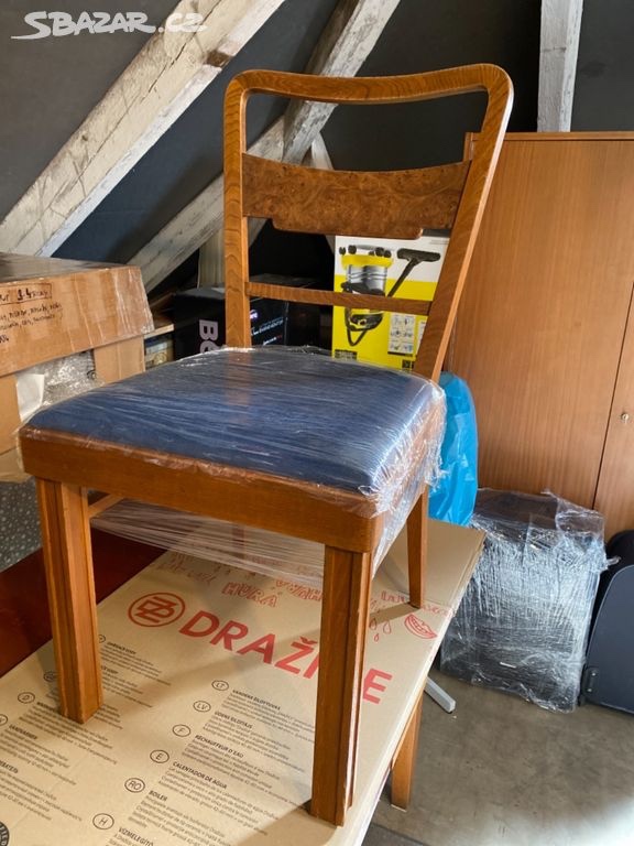 Staré židle -Tvrdé dřevo - rok 1940 Nově čalouněné