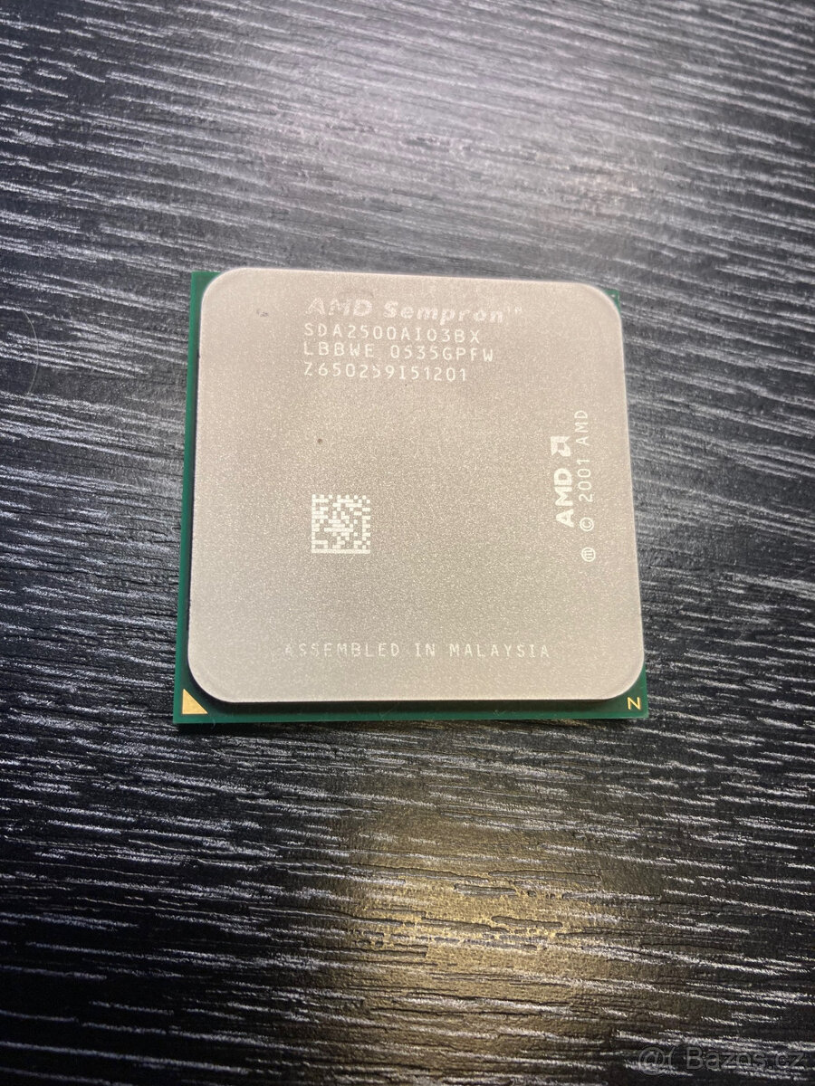 AMD Sempron SDA2500AIO3BX (Socket 754)