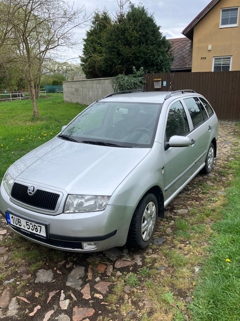 Škoda fabia 1.4 MPi Combi Stříbrná