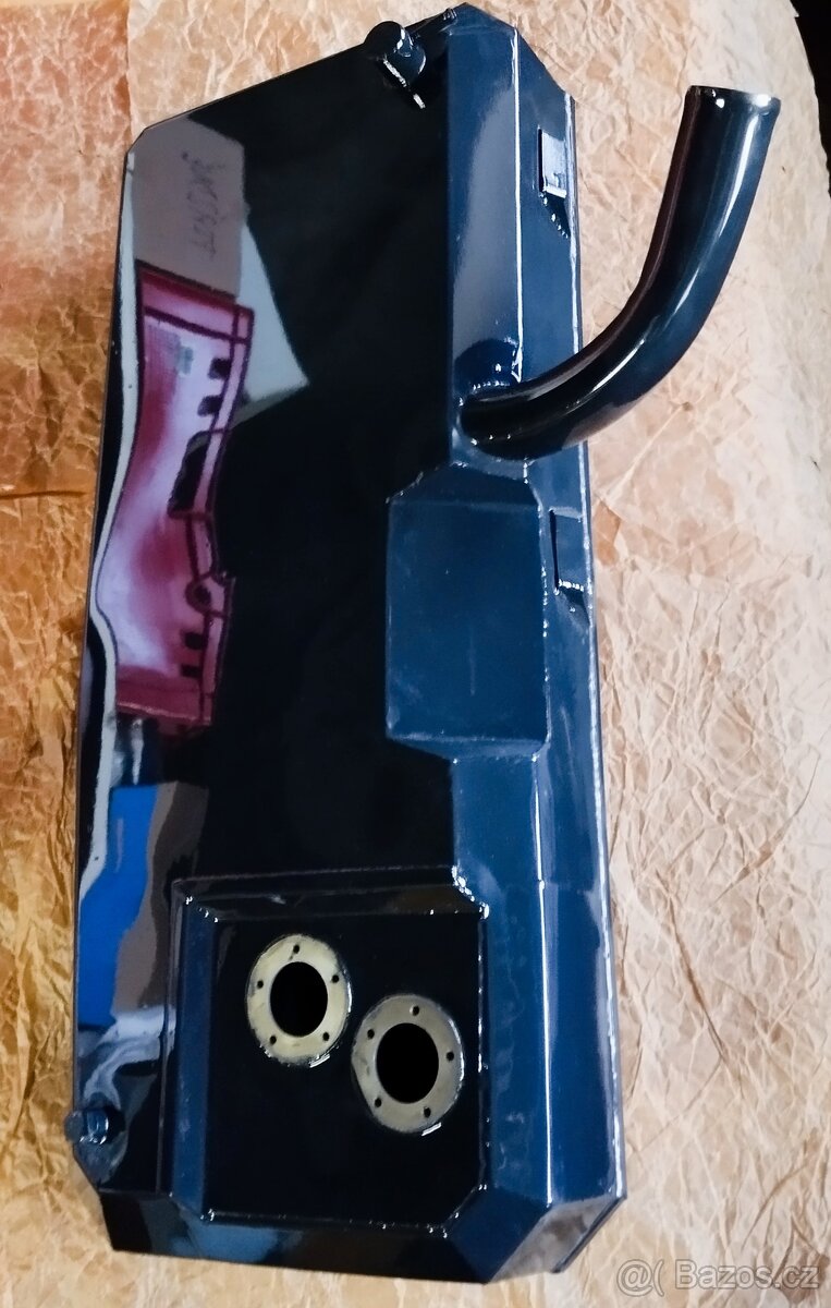 Gaz 69, Gaz 69 M - hlavní nádrž paliva