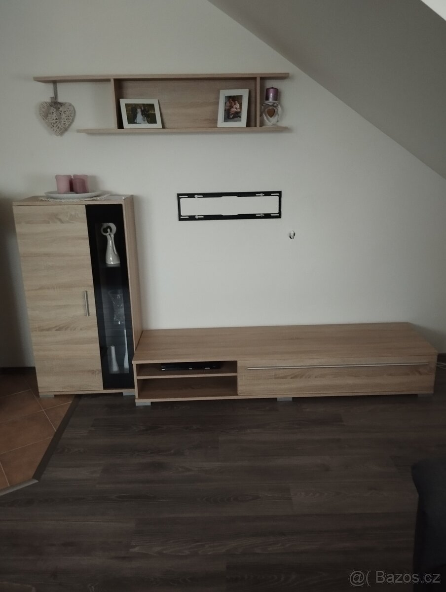 Obývací stěna