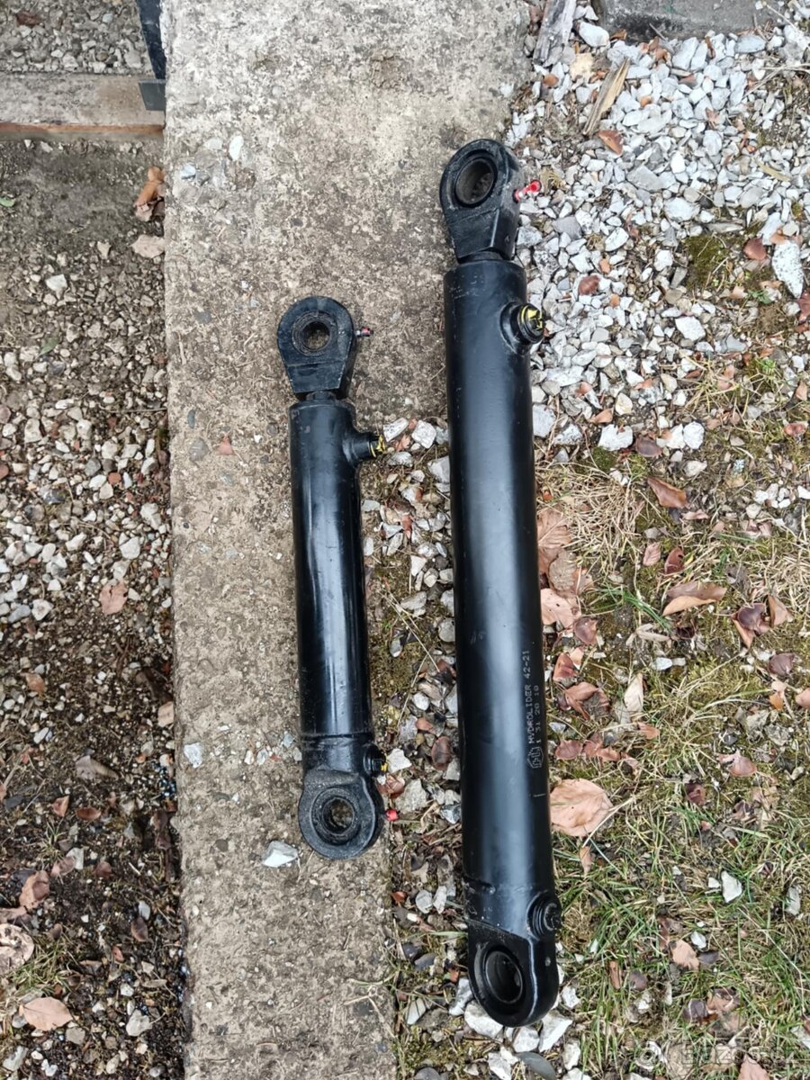 hydraulické válce