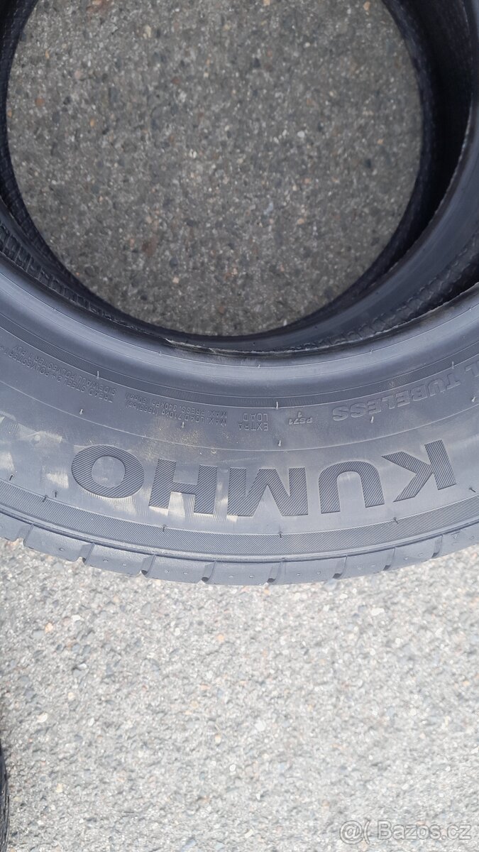 Nové 205/60 R16 Kumho letní Nokian zimní