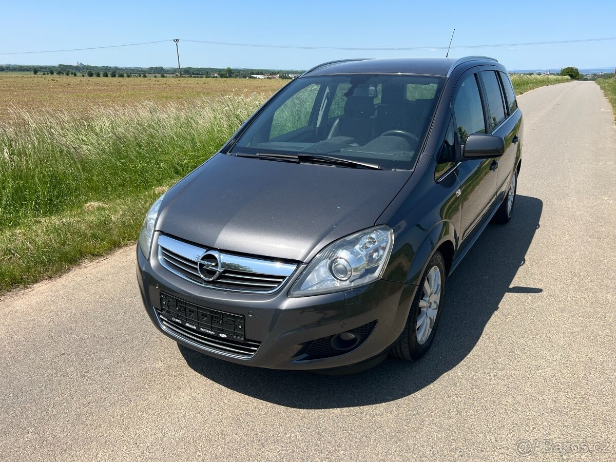 ► OPEL ZAFIRA 1.8 16V 103KW EDITION 7 MÍST XENONY