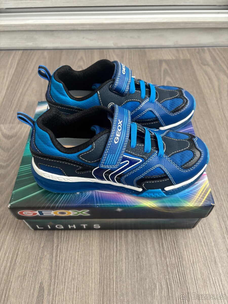 Tenisky Bayonyc GEOX LIGHTS
