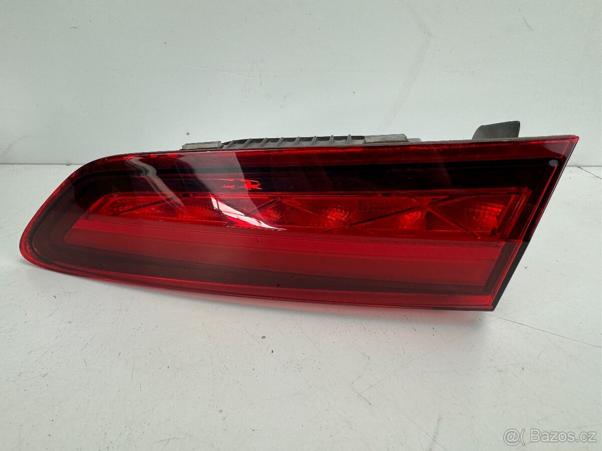 Zadní světlo levé, pravé vnitřní LED Škoda Karoq 2018