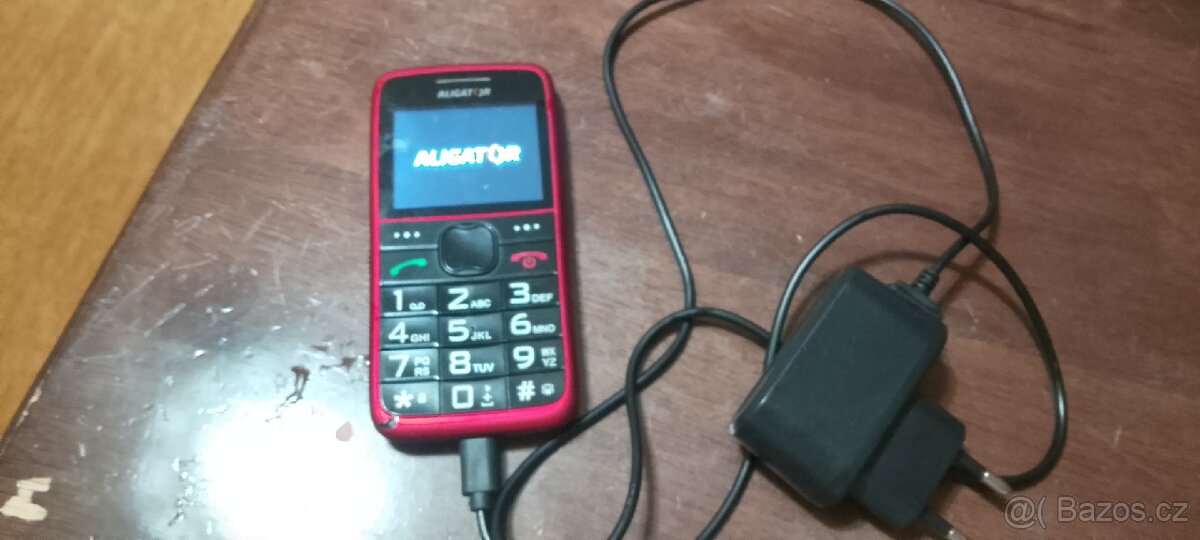 Mobilní telefon