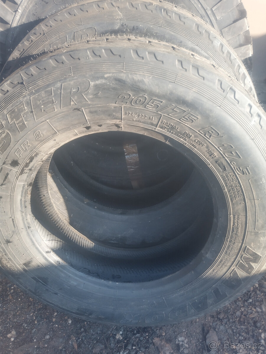 Pneu Matador Master 285/70 r19,5