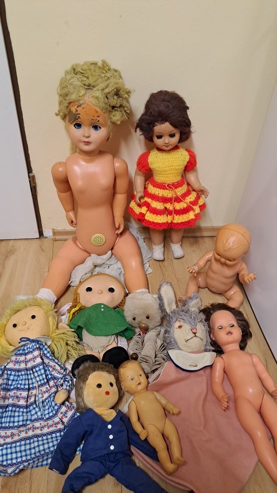 RETRO PANENKY CHODIČKY 50.LÉTA 10 STARÝCH HRAČEK