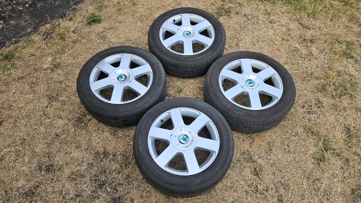 Škoda Octavia 16" kola elektrony pneumatiky 205/55R16