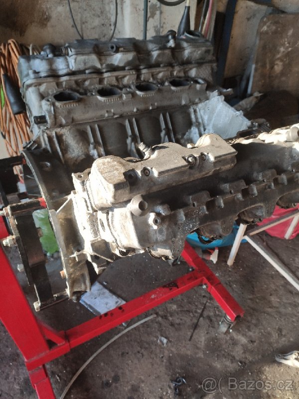 díly motoru mercedes m113 5.0