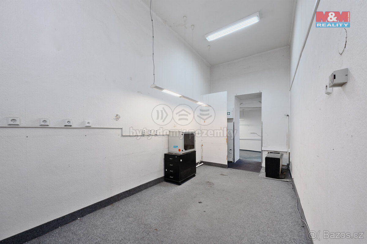 Pronájem skladu, 499 m², Louny, ul. Mírové náměstí