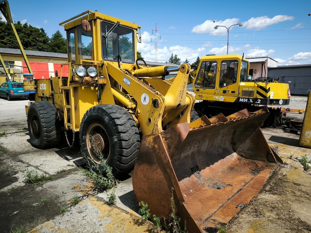 UNK 320