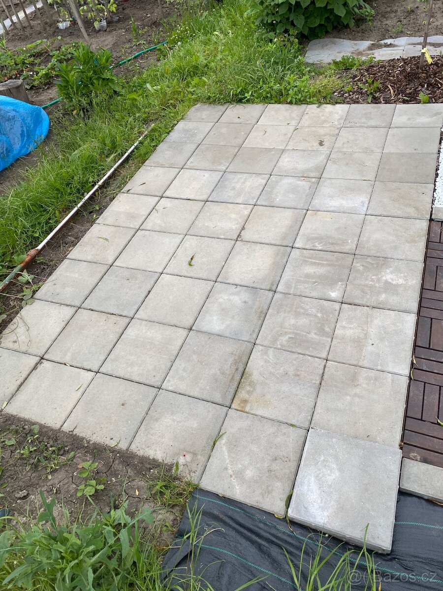 Plošná dlažba STANDARD přírodní 30 x 30 x 4 cm