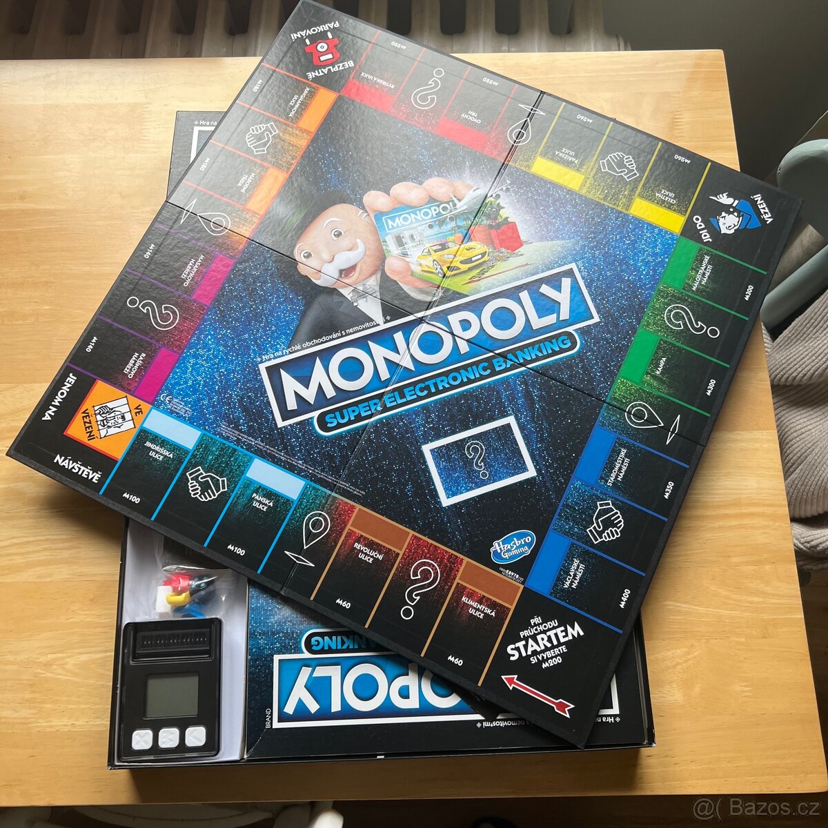 Monopoly s kreditkami a terminálem