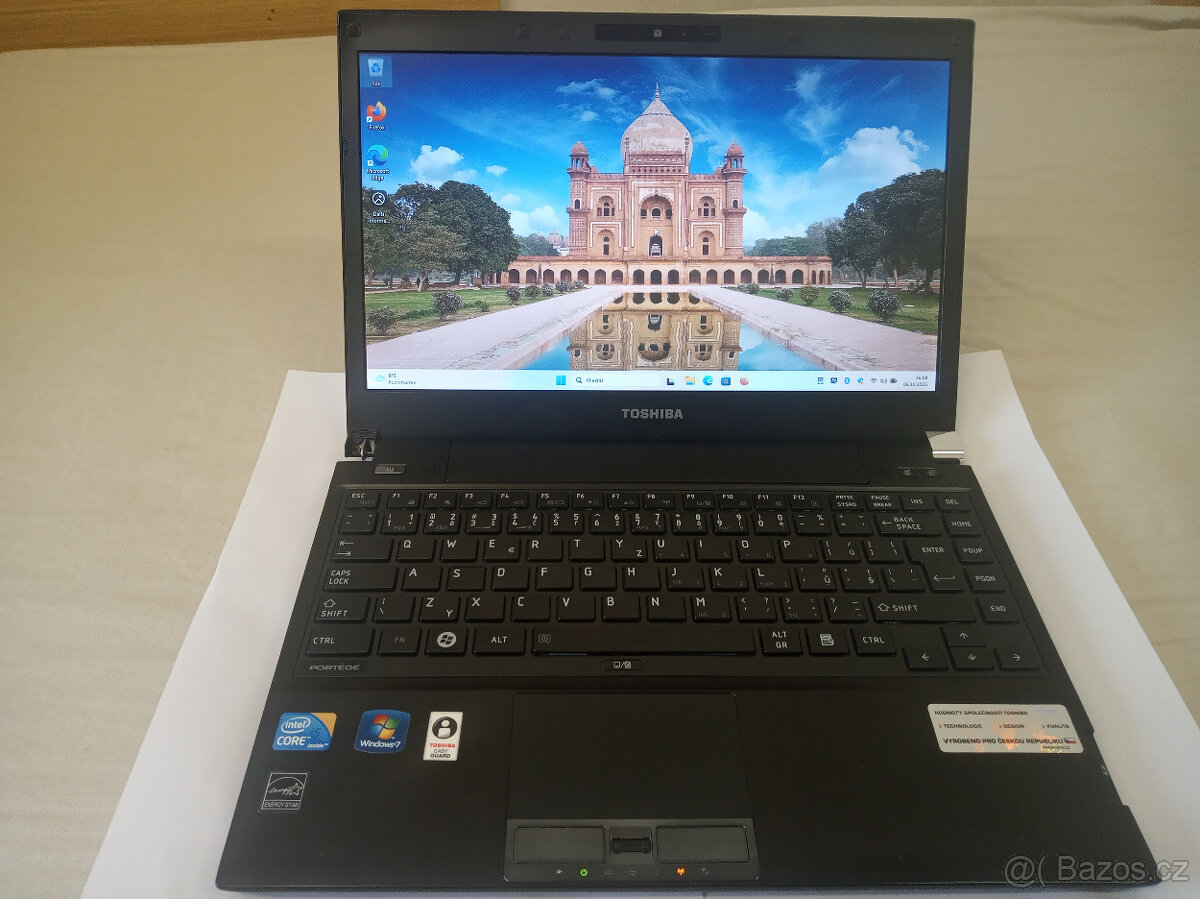 TOSHIBA PORTEGE R700-15J - (13.3", svižný, i5, 4GB, ok bat.