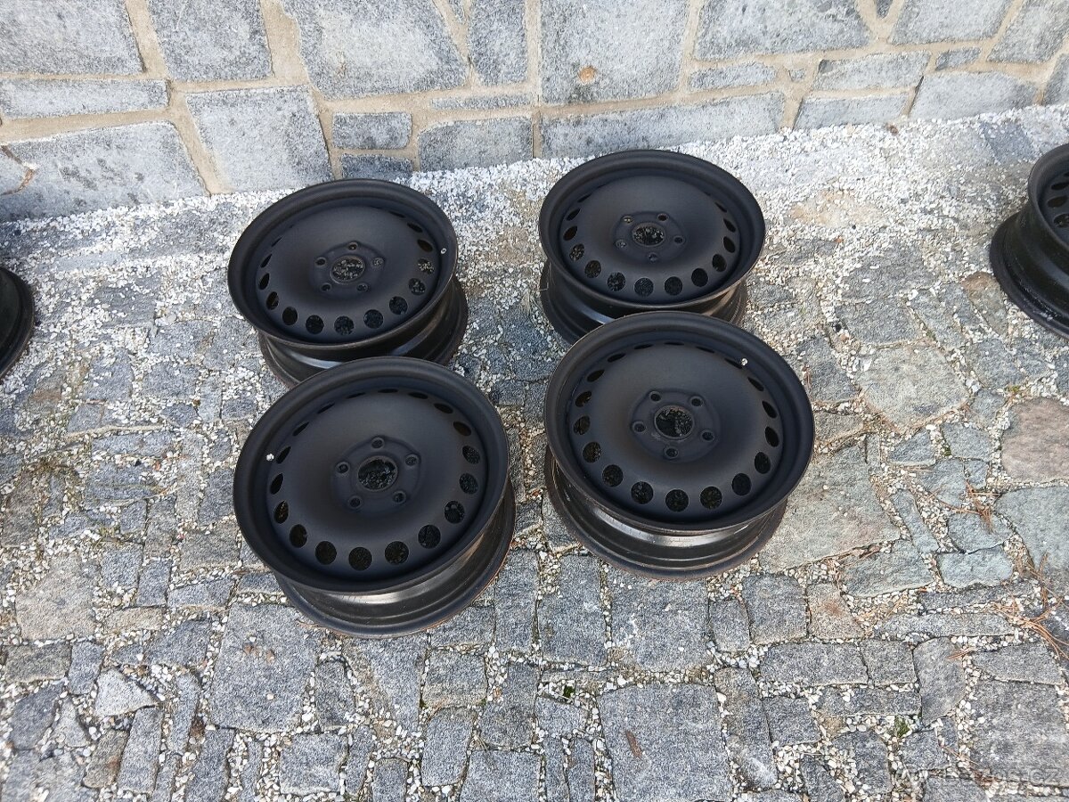 5x112 r15 plechové disky 5x112r15 škoda Octavia vw golf Pass