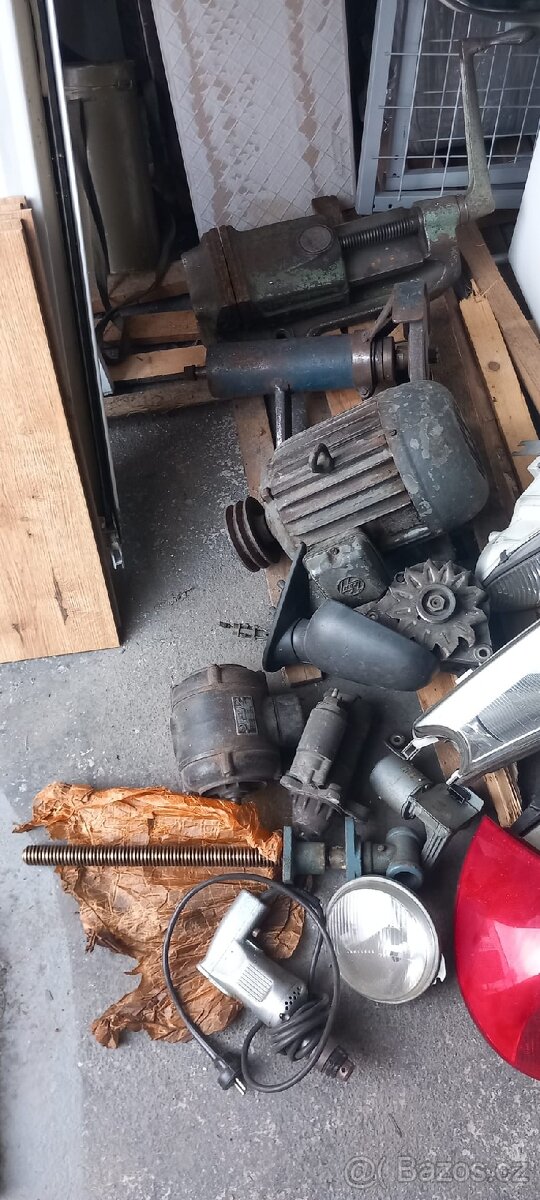 Retro nářadí, motory