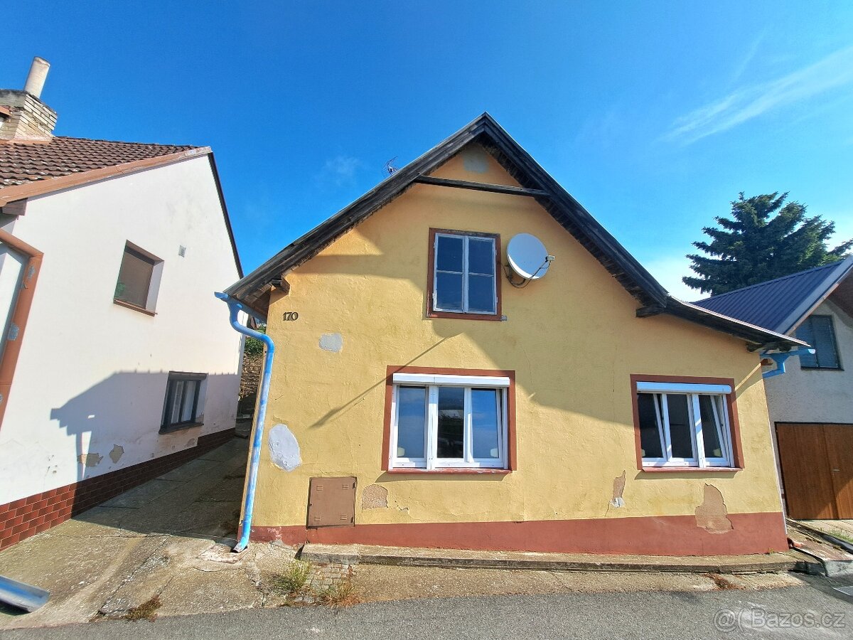 Prodej samostatně stojícího RD 3+1 + vinný sklep POLEŠOVICE