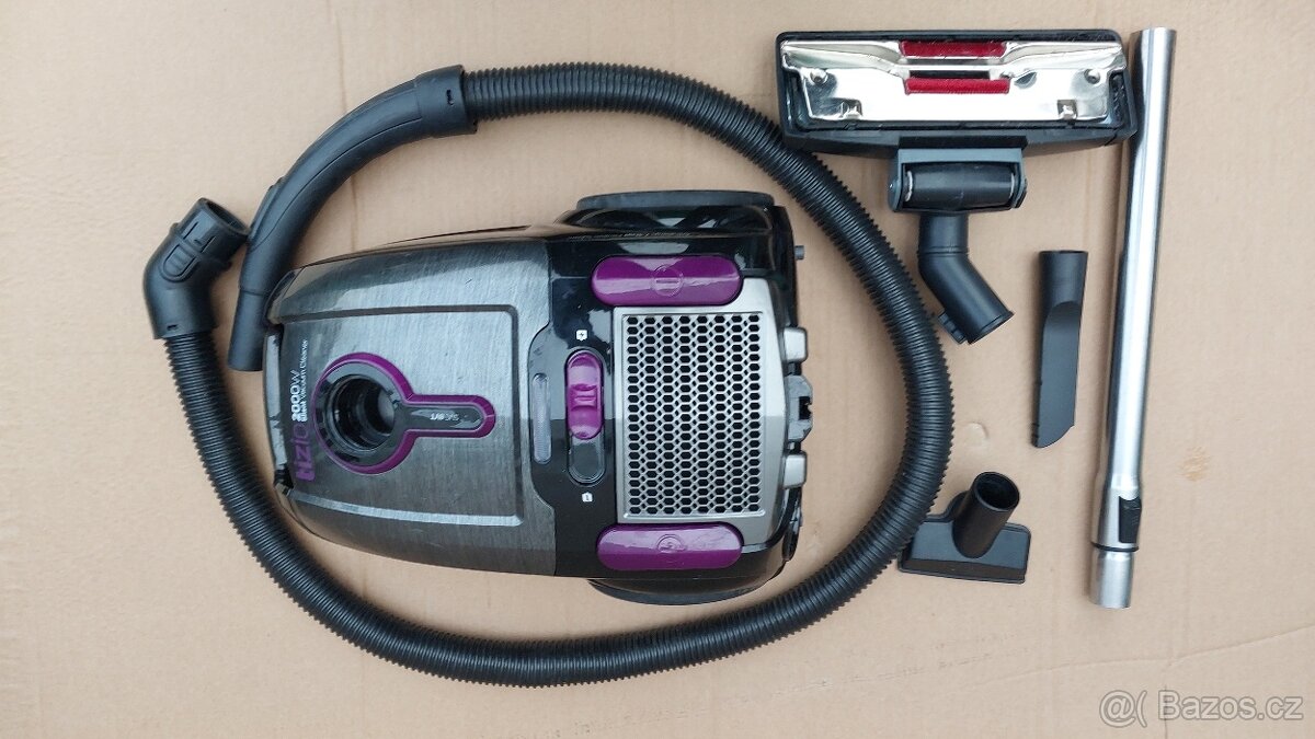 Silný vysavač 2000 W