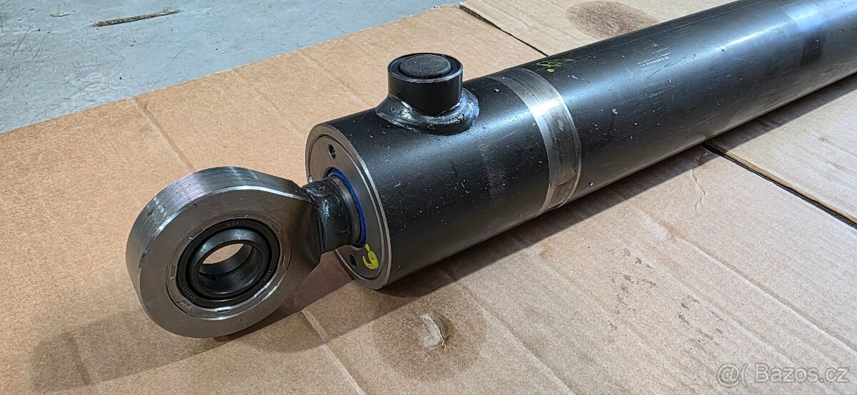 Hydraulický válec 63/32 zdvih 400mm - nový