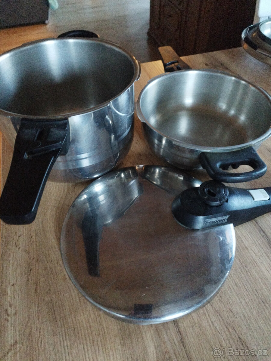 Sada tlakových hrnců Tescoma