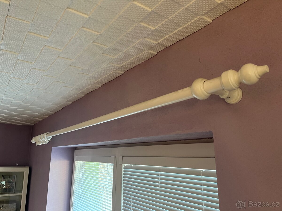 Bílá garnýž 2 m (4 ks)