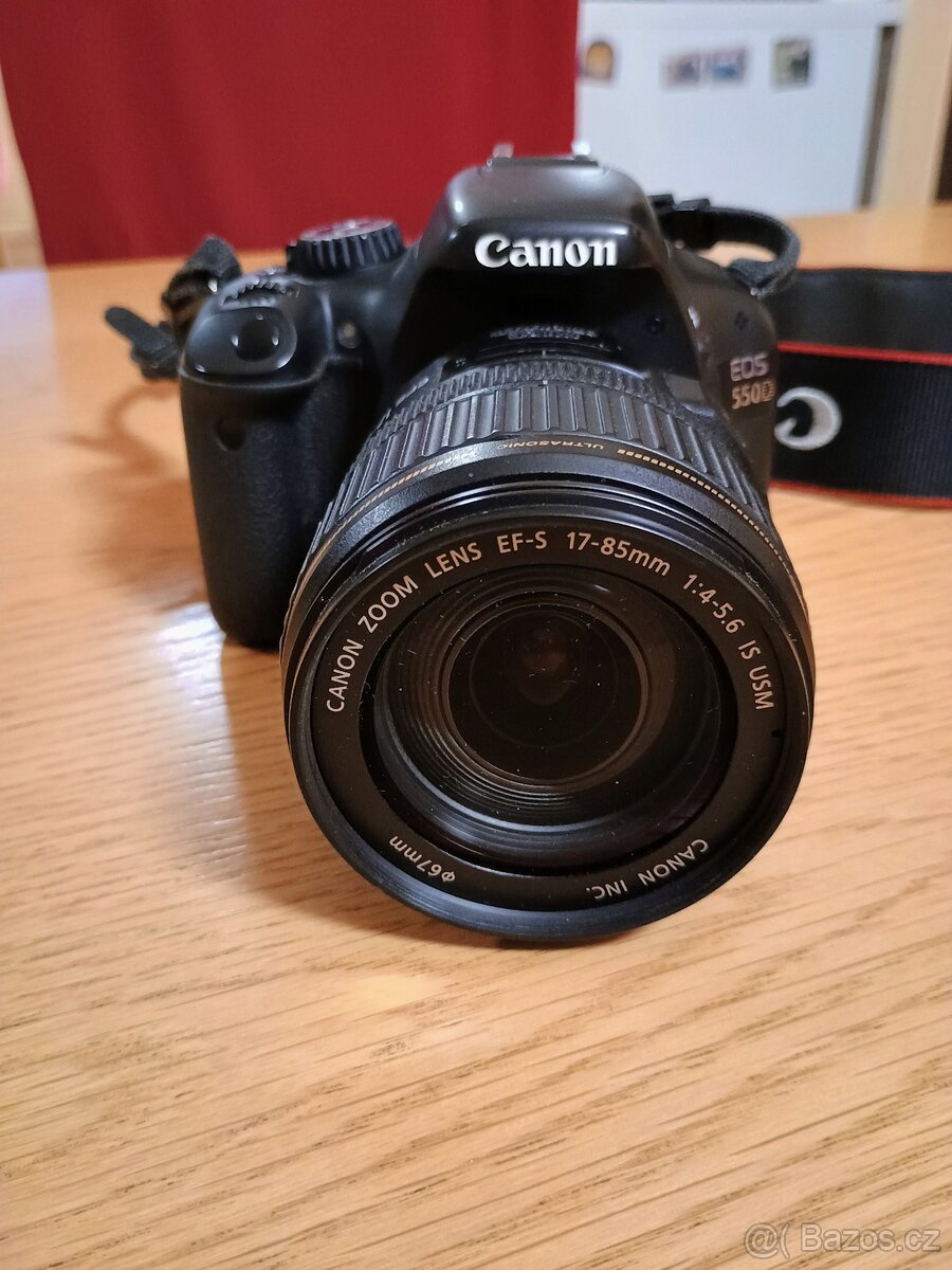 Canon EOS 550D + Canon EF-S 17-85/4-5.6 IS USM