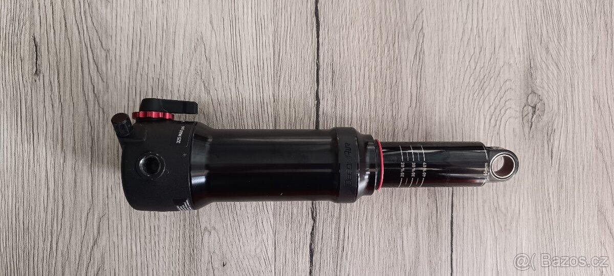 Rockshox Deluxe select+ 205×65 popisek