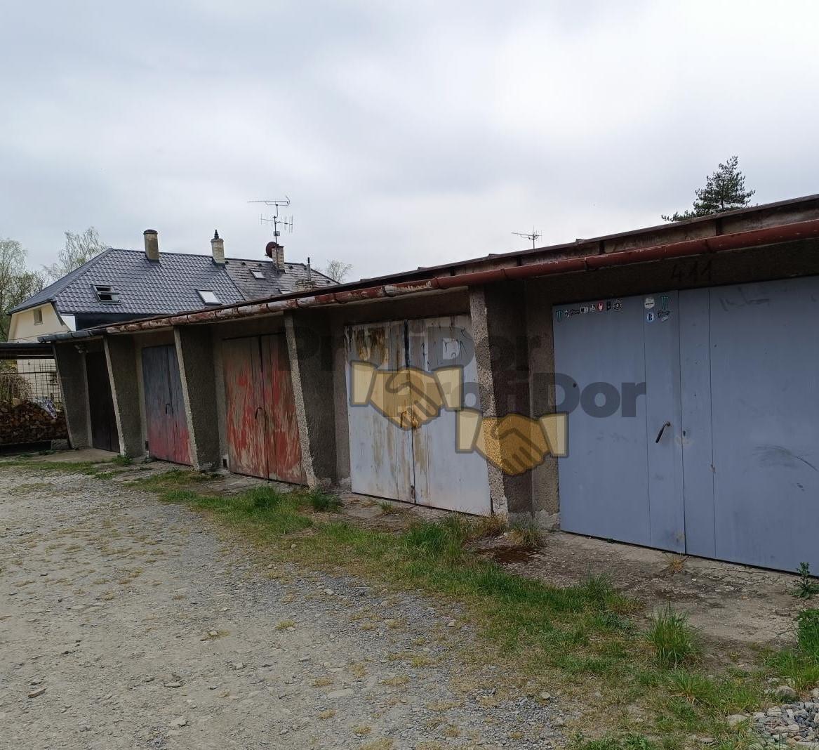 Prodej garáže na ul. Na Potůčkách, Valašské Meziříčí