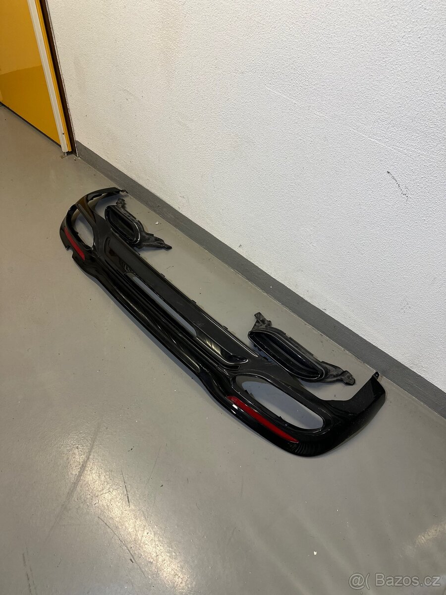 Mercedes Benz w222 zadní difuzor + nástavce pravý a levý