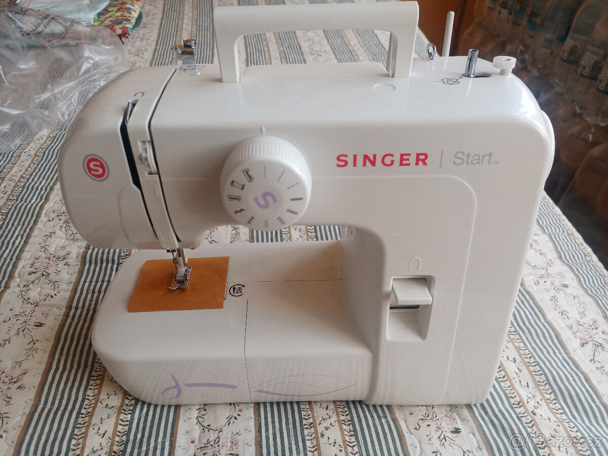 Šicí stroj Singer