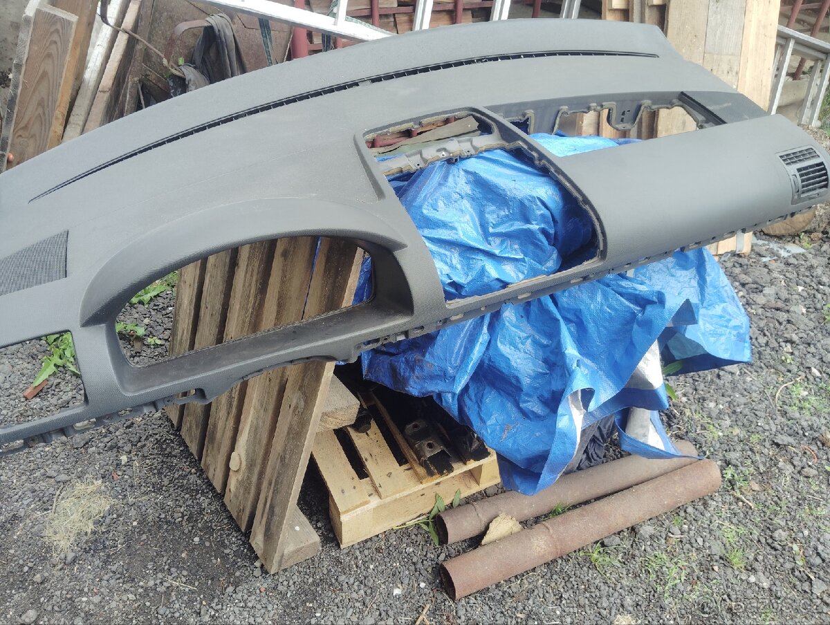 Prodám palubkus airbagem Seat Alhambra VW Sharan