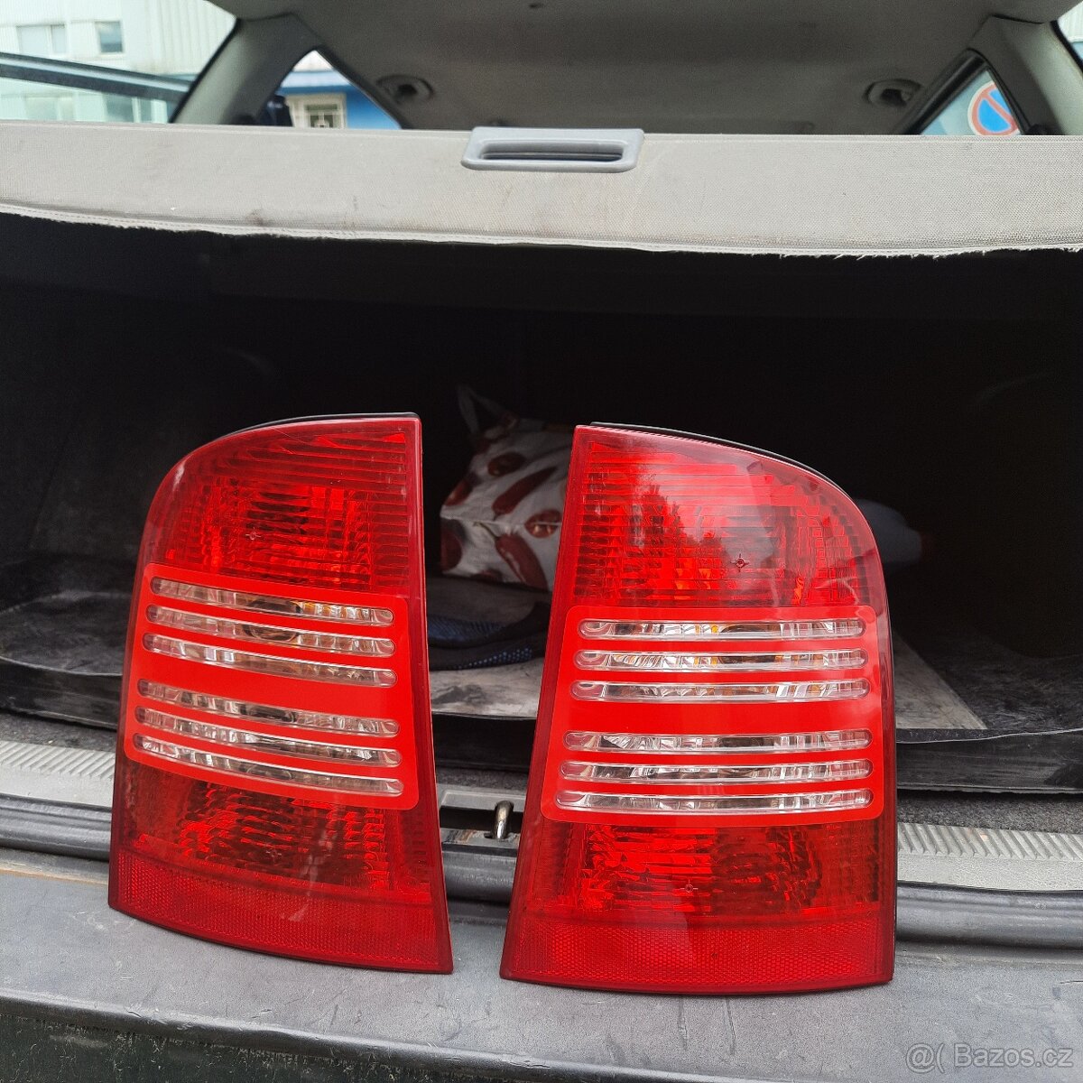 Zadní světla škoda octavia 1 combi