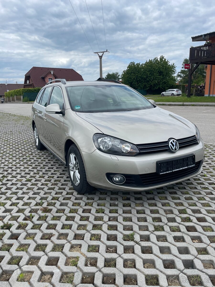 Volkswagen Golf, TSi 77 Kw Kombi,Výhřev,TOP STAV