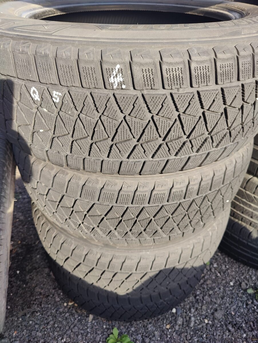 235/60 R18 BRIDGESTONE GUMY M+S (39)