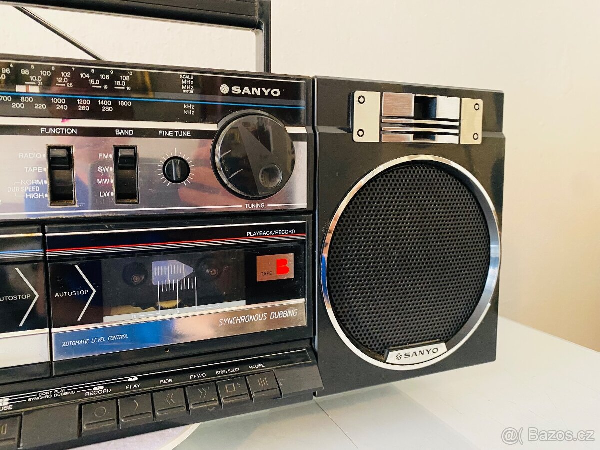 Radiomagnetofon Sanyo M W170l, rok 1987