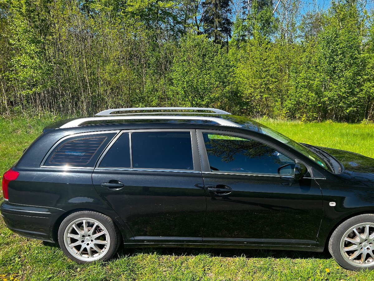 Toyota Avensis 1,8 2005