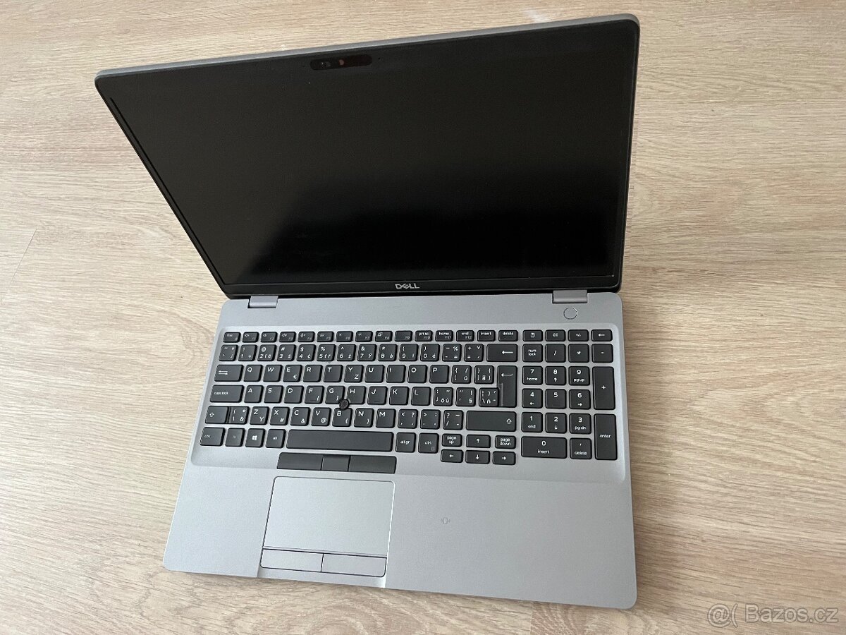 Dell Precision 3551 - i7 10850H, NVIDIA Quadro P620, 16 GB